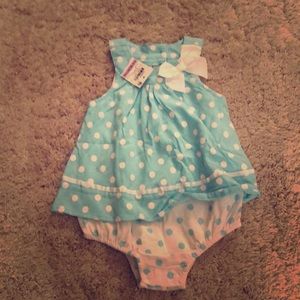 6-9 months Macy’s onesie NWT $15